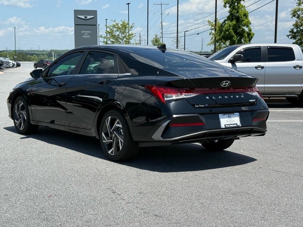 new 2025 Hyundai Elantra car, priced at $27,746