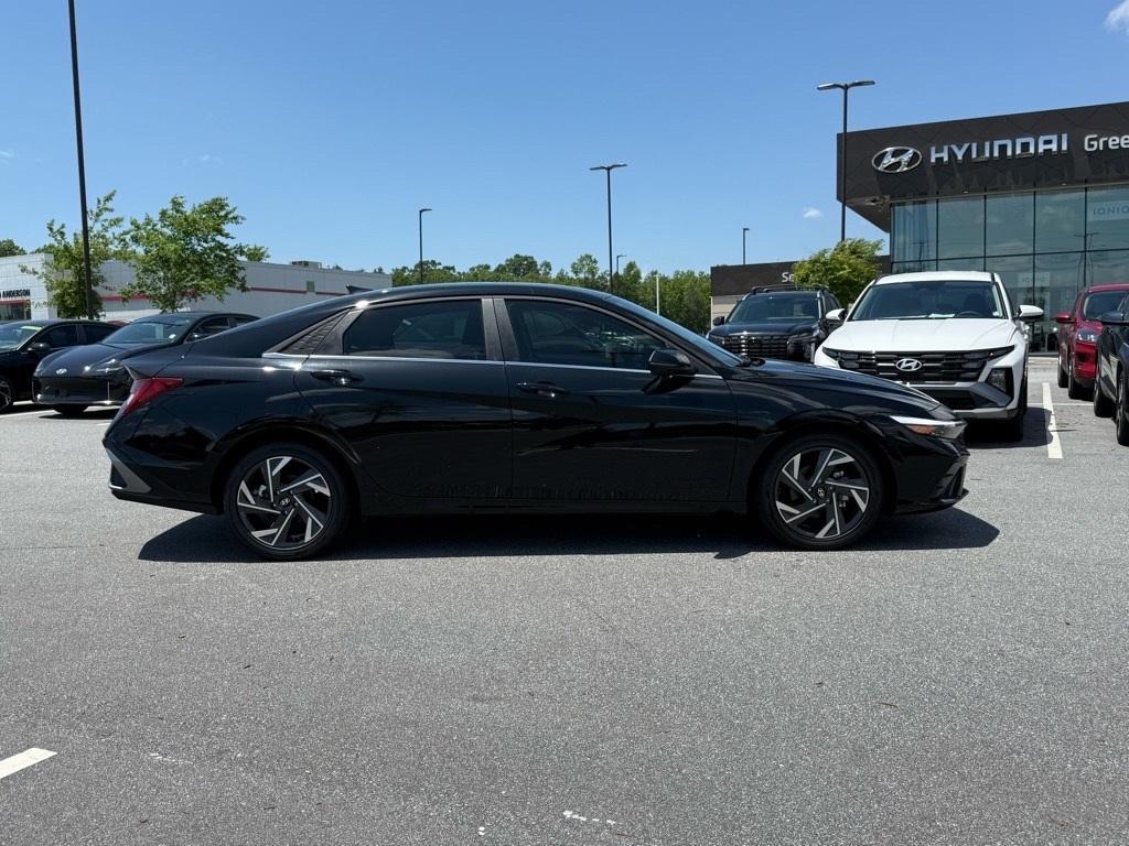 new 2025 Hyundai Elantra car, priced at $27,746
