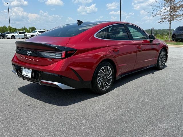 new 2025 Hyundai Sonata Hybrid car, priced at $39,022