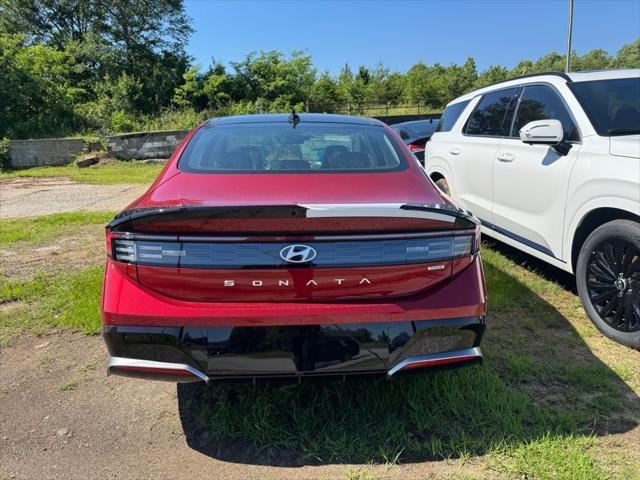 new 2025 Hyundai Sonata Hybrid car, priced at $39,022