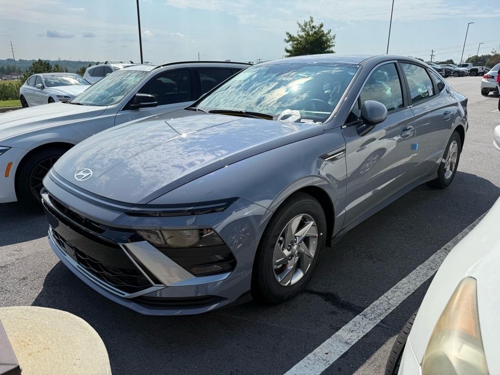new 2025 Hyundai Sonata car, priced at $24,755