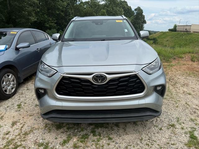 used 2020 Toyota Highlander car, priced at $30,685