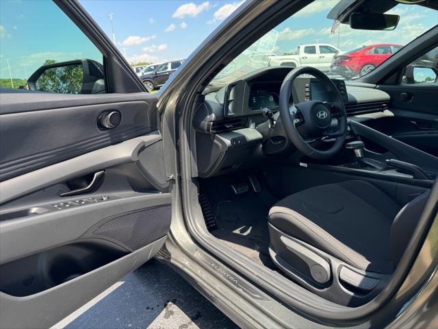 new 2025 Hyundai Elantra car, priced at $24,323