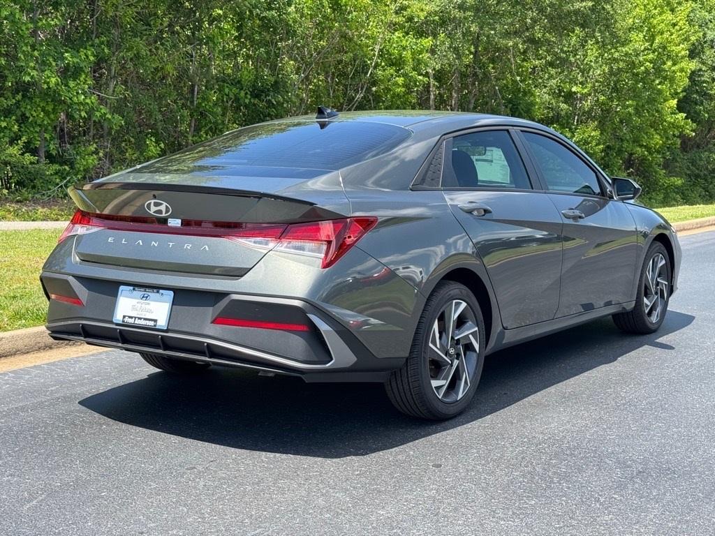 new 2025 Hyundai Elantra car, priced at $24,323