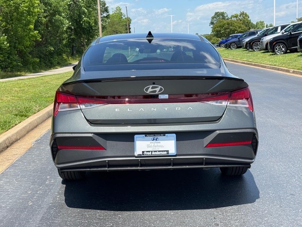 new 2025 Hyundai Elantra car, priced at $24,323