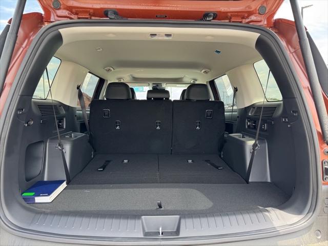 new 2025 Hyundai Santa Fe car, priced at $40,105