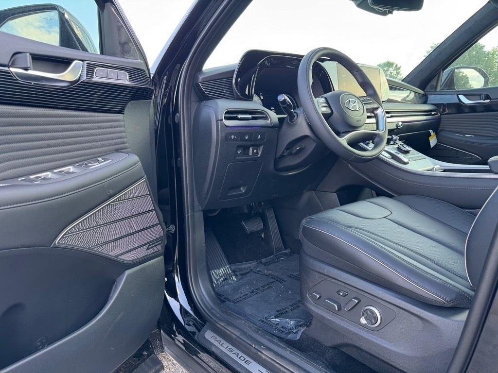 new 2025 Hyundai Palisade car, priced at $53,326