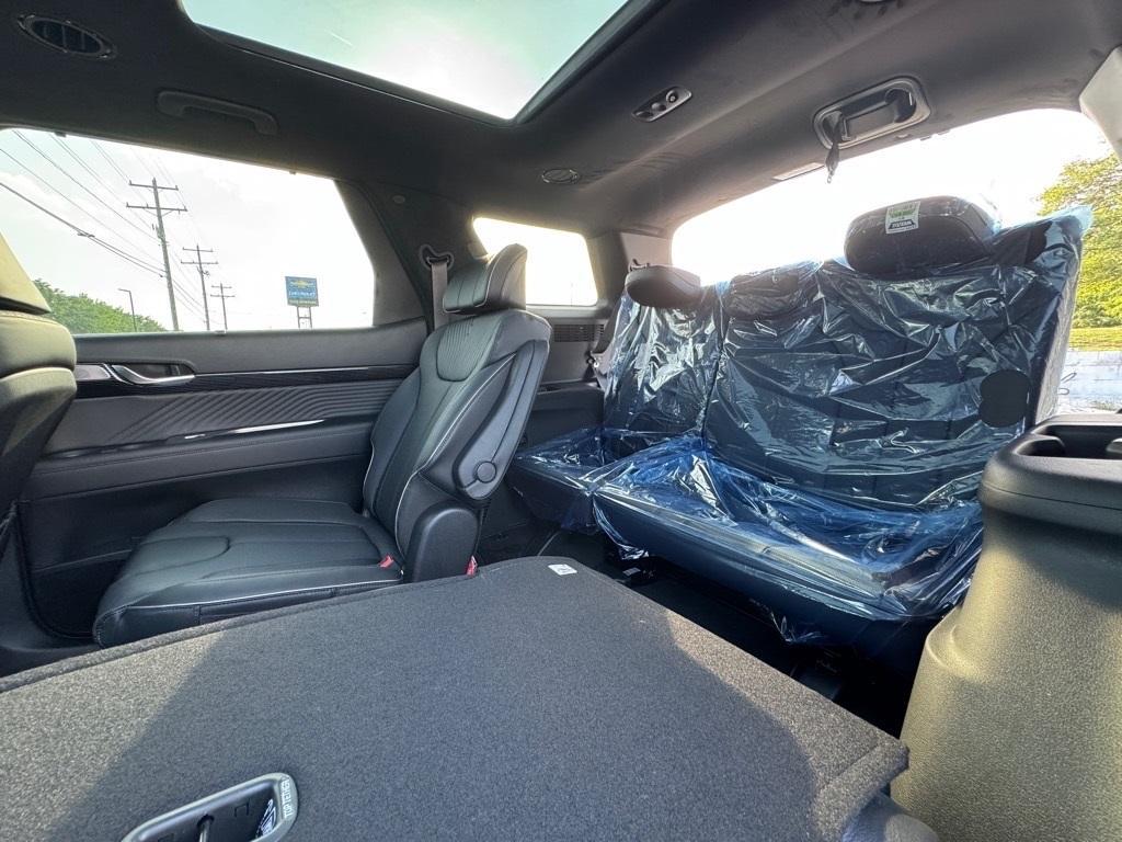 new 2025 Hyundai Palisade car, priced at $53,326
