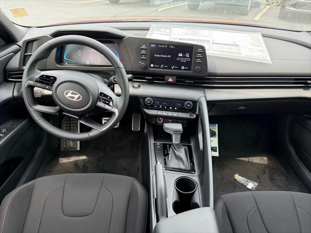 new 2025 Hyundai Elantra car, priced at $24,774