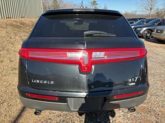 used 2011 Lincoln MKT car, priced at $5,498