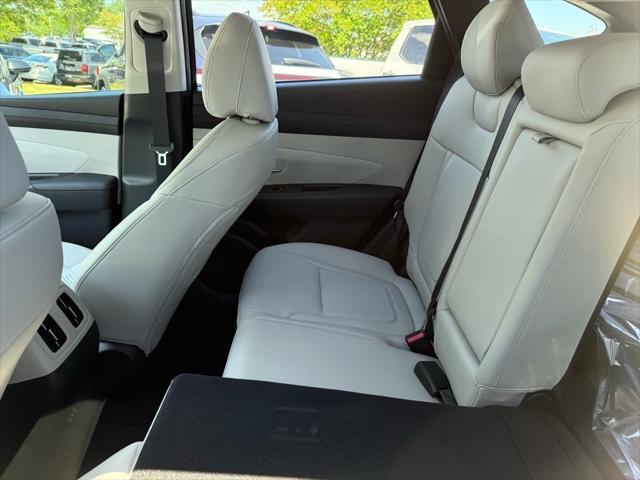 new 2025 Hyundai Tucson car, priced at $34,333