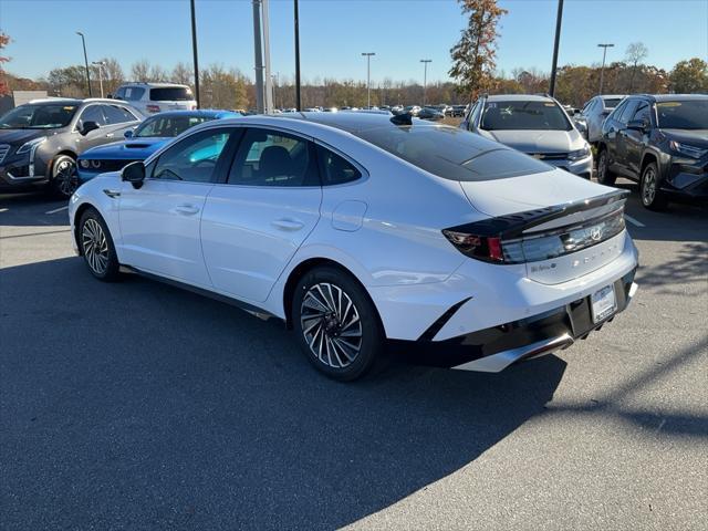 new 2024 Hyundai Sonata Hybrid car, priced at $37,942