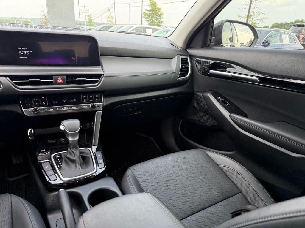 used 2024 Kia Seltos car, priced at $24,383