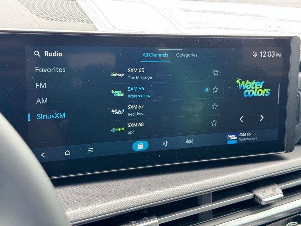 new 2025 Hyundai Santa Fe car, priced at $40,004