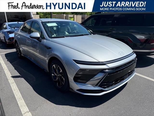 new 2025 Hyundai Sonata car, priced at $28,622