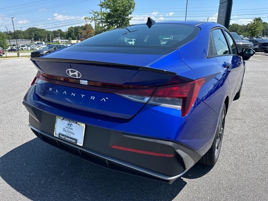 new 2025 Hyundai Elantra car, priced at $24,289