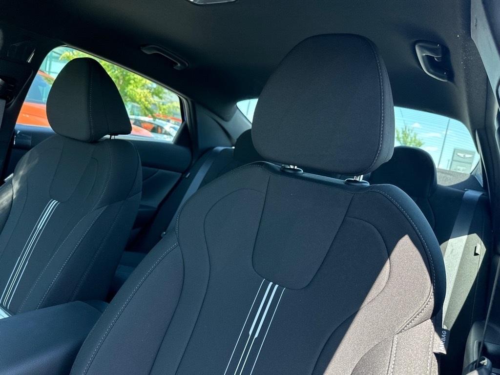 new 2025 Hyundai Elantra car, priced at $24,289