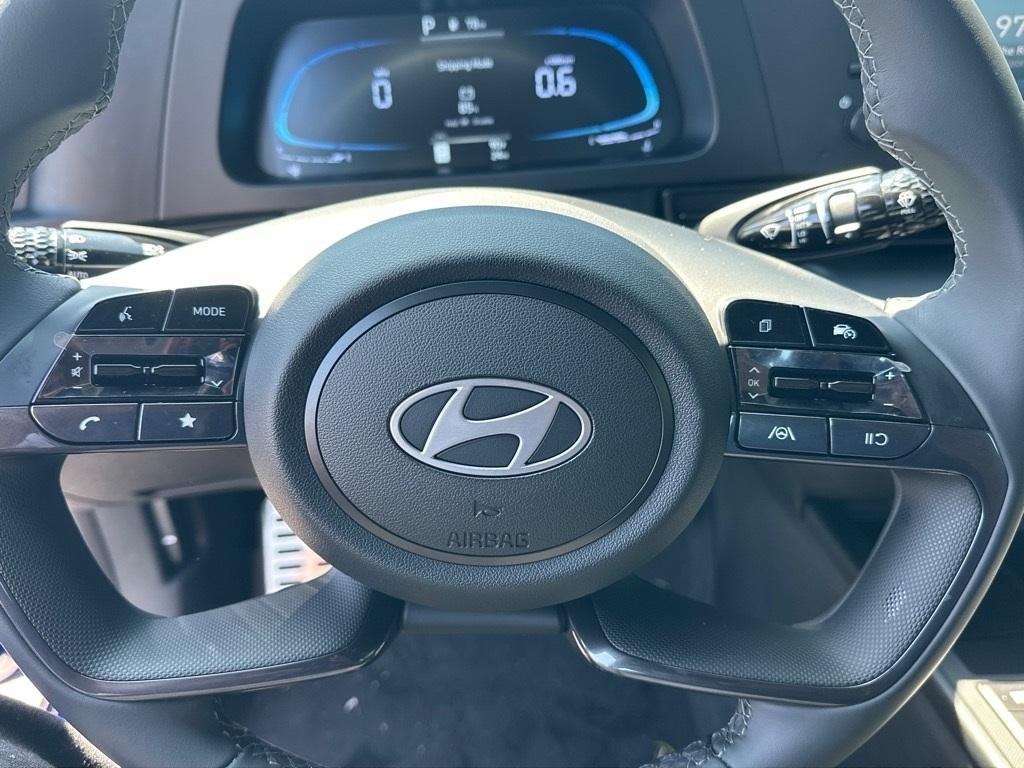 new 2025 Hyundai Elantra car, priced at $24,289