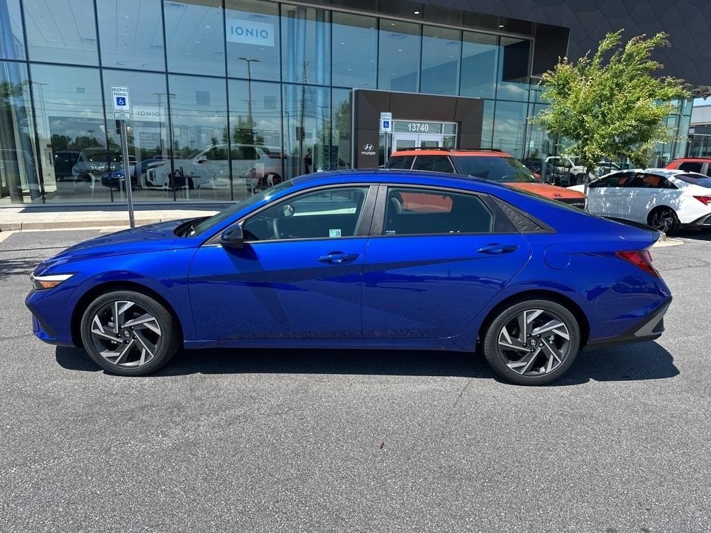 new 2025 Hyundai Elantra car, priced at $24,289