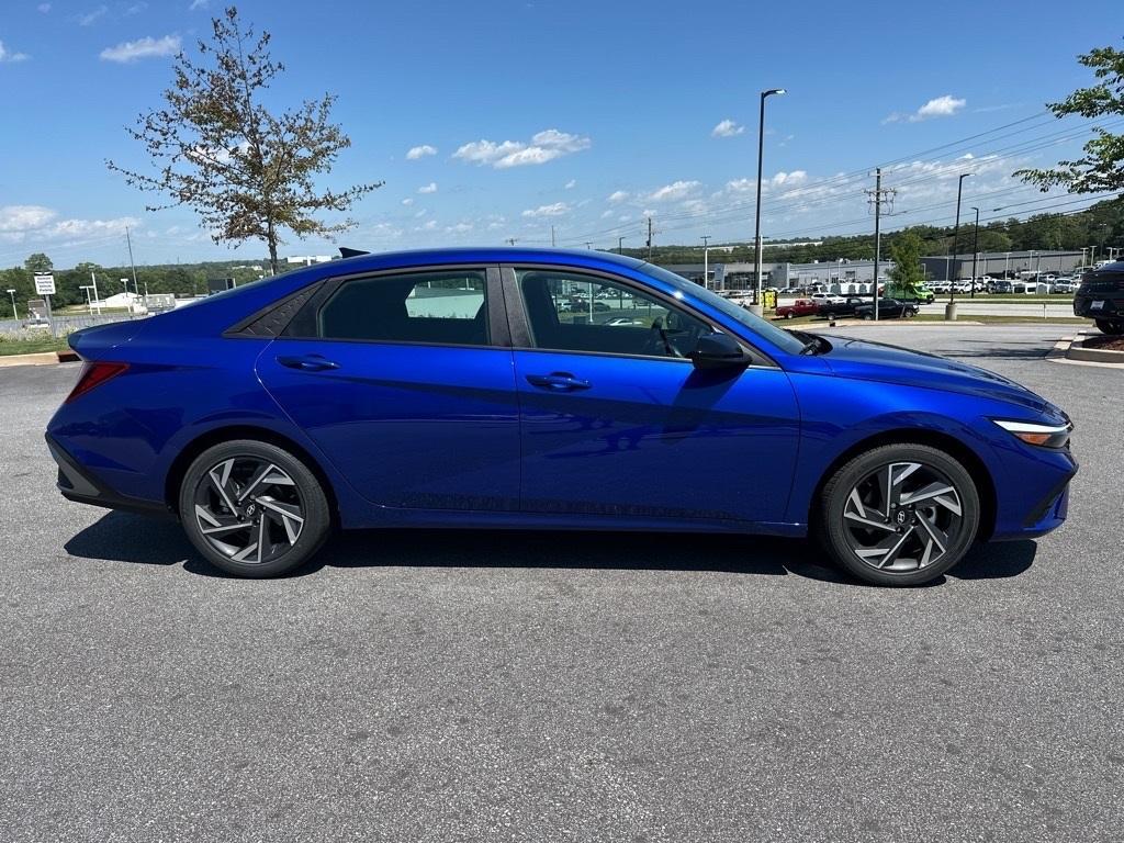 new 2025 Hyundai Elantra car, priced at $24,289