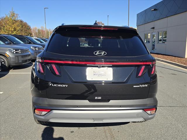 new 2026 Hyundai TUCSON Hybrid car, priced at $40,114