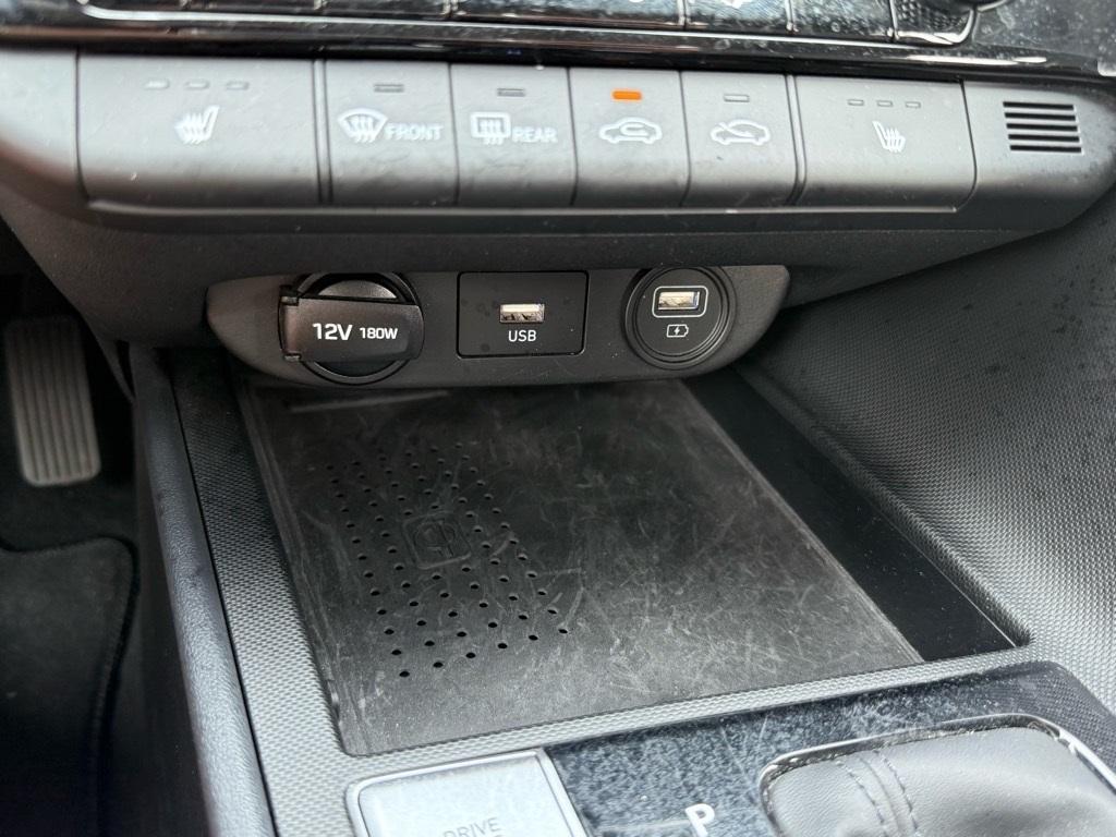 used 2022 Hyundai Elantra car, priced at $19,234