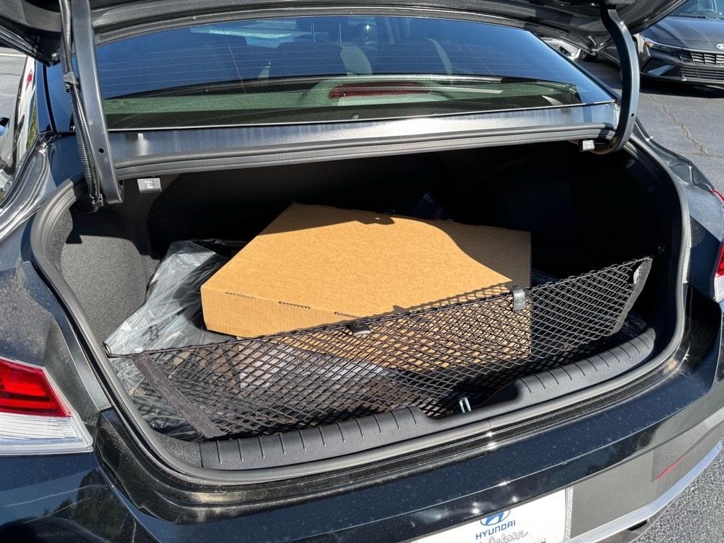 new 2025 Hyundai ELANTRA HEV car, priced at $28,554