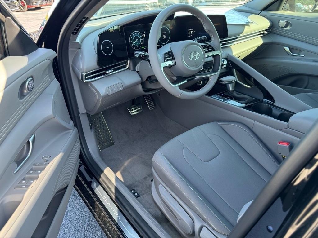 new 2025 Hyundai ELANTRA HEV car, priced at $28,554