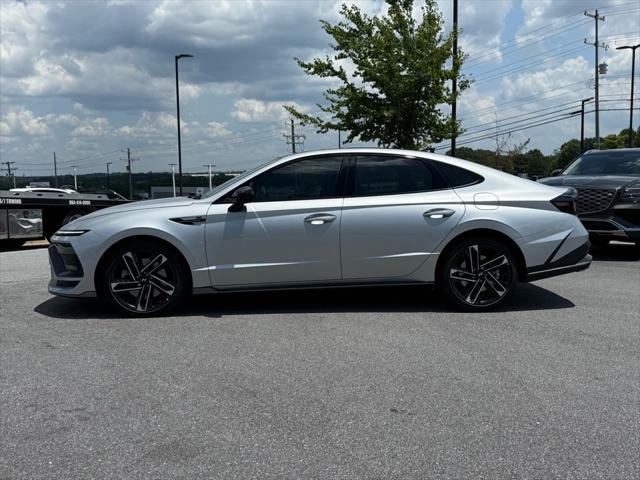 new 2025 Hyundai Sonata car, priced at $35,914