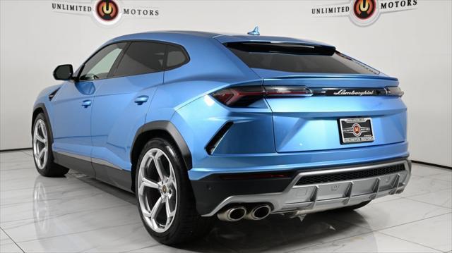 used 2022 Lamborghini Urus car, priced at $229,000