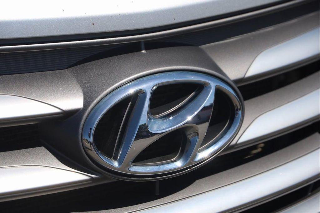 used 2017 Hyundai Santa Fe Sport car, priced at $11,000
