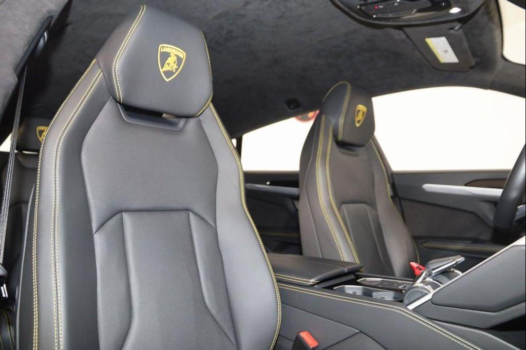 used 2021 Lamborghini Urus car, priced at $198,000
