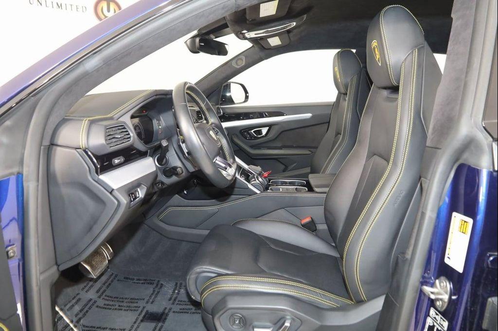 used 2021 Lamborghini Urus car, priced at $198,000