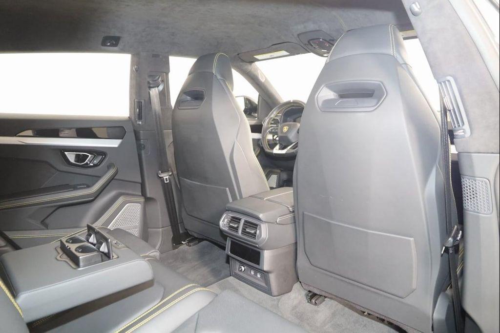 used 2021 Lamborghini Urus car, priced at $198,000