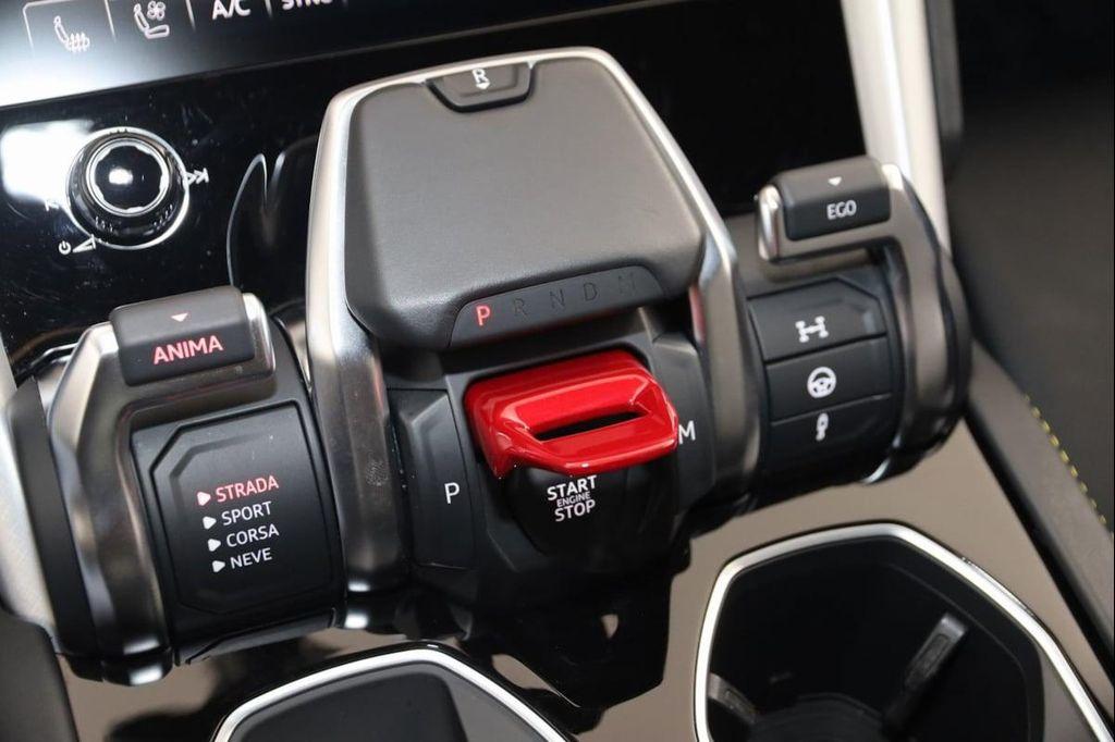 used 2021 Lamborghini Urus car, priced at $198,000
