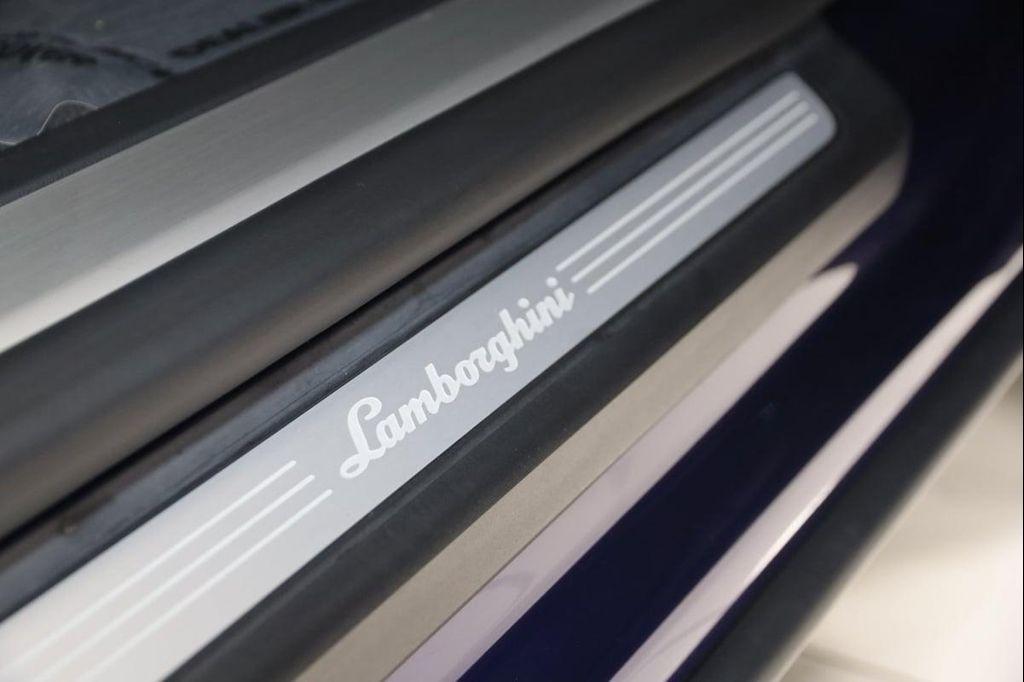 used 2021 Lamborghini Urus car, priced at $198,000