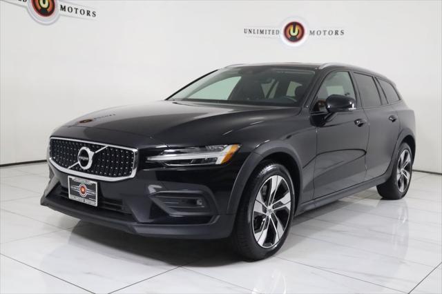 used 2021 Volvo V60 Cross Country car, priced at $31,500