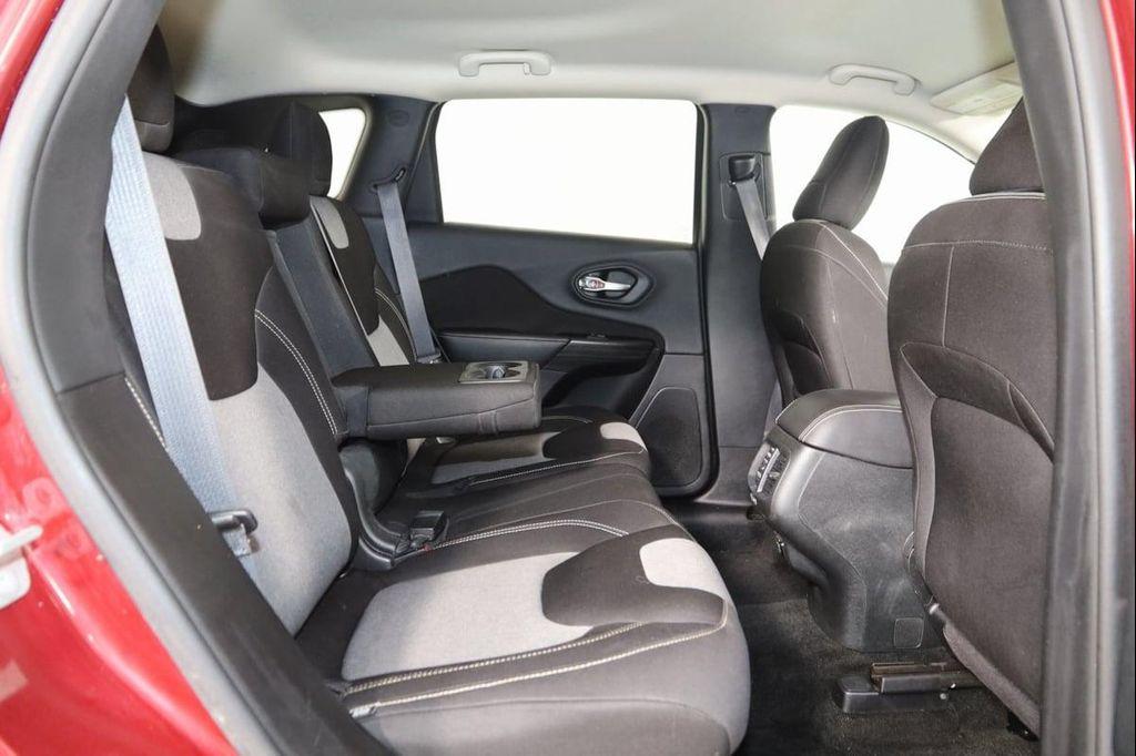 used 2014 Jeep Cherokee car, priced at $9,990