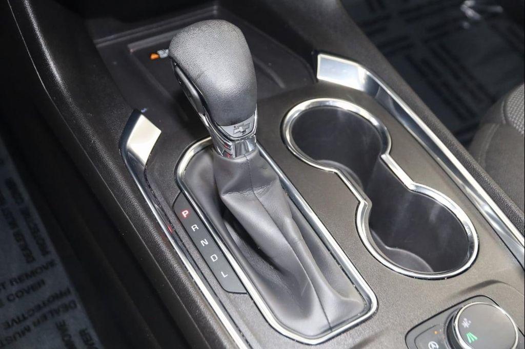 used 2023 Chevrolet Traverse car, priced at $29,990