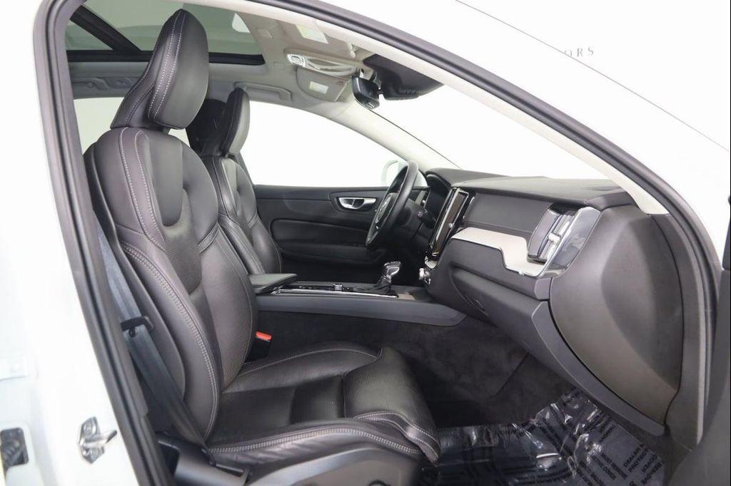 used 2021 Volvo XC60 car, priced at $30,990