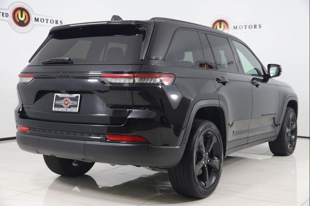 used 2024 Jeep Grand Cherokee car, priced at $35,900