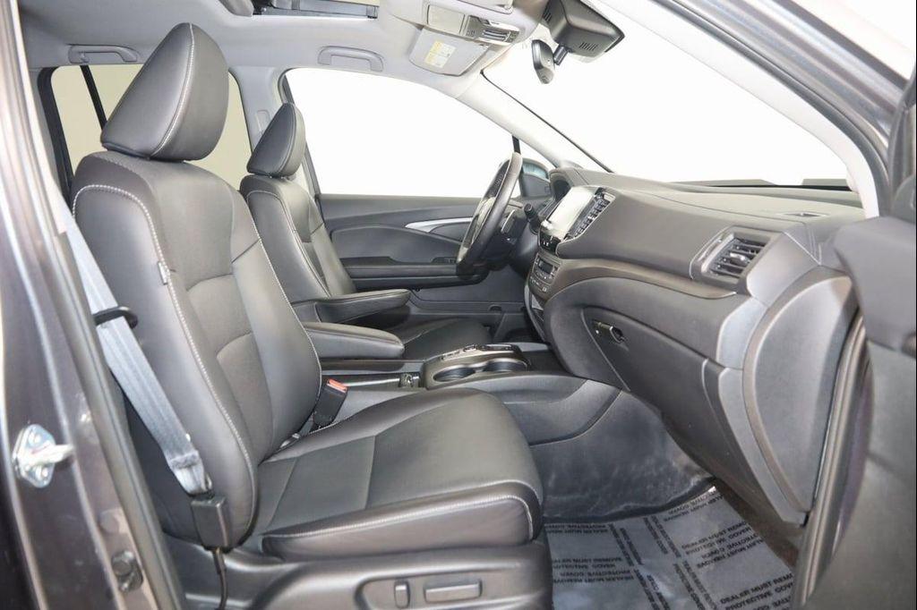 used 2023 Honda Ridgeline car, priced at $33,700