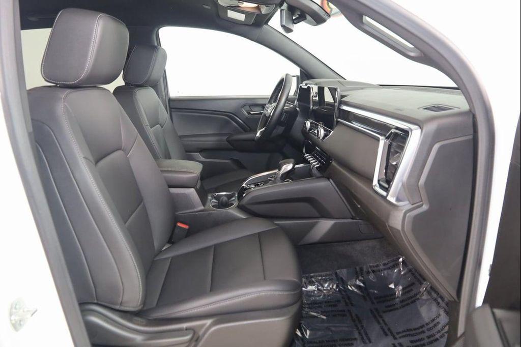 used 2024 GMC Canyon car, priced at $37,990