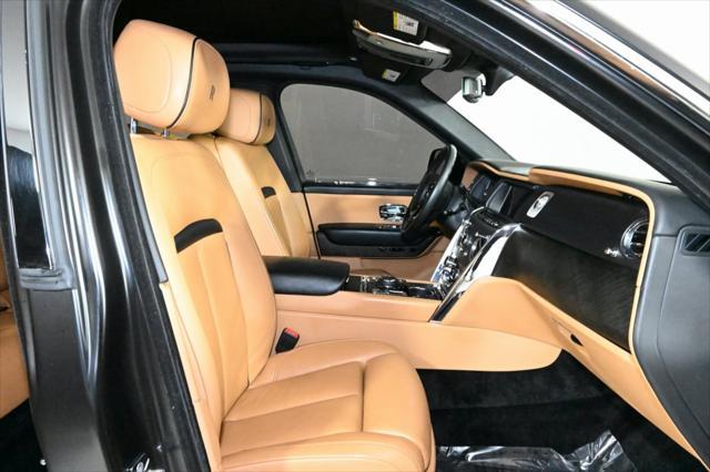 used 2019 Rolls-Royce Cullinan car, priced at $239,900