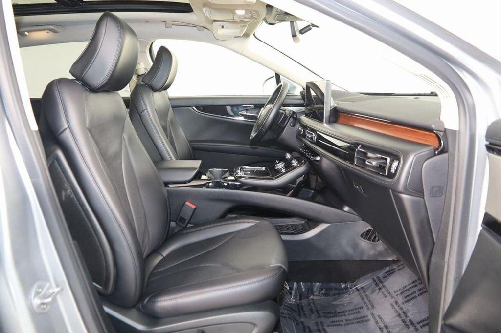 used 2022 Lincoln Nautilus car, priced at $38,500