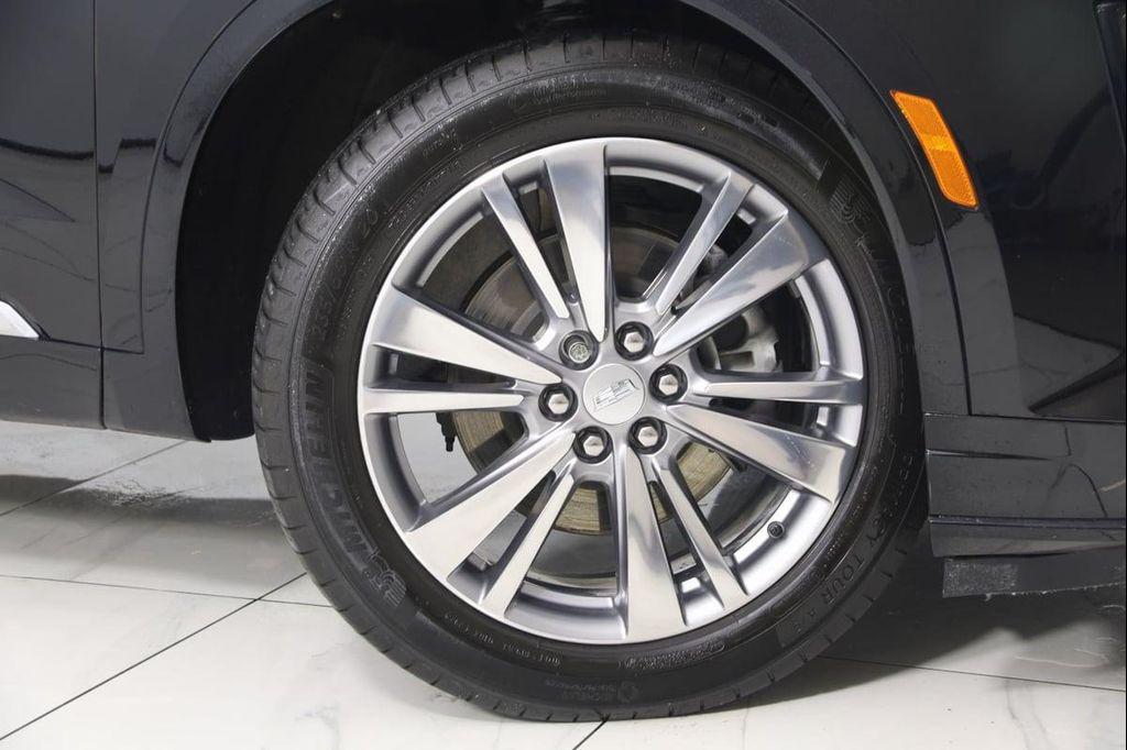 used 2023 Cadillac XT6 car, priced at $38,990