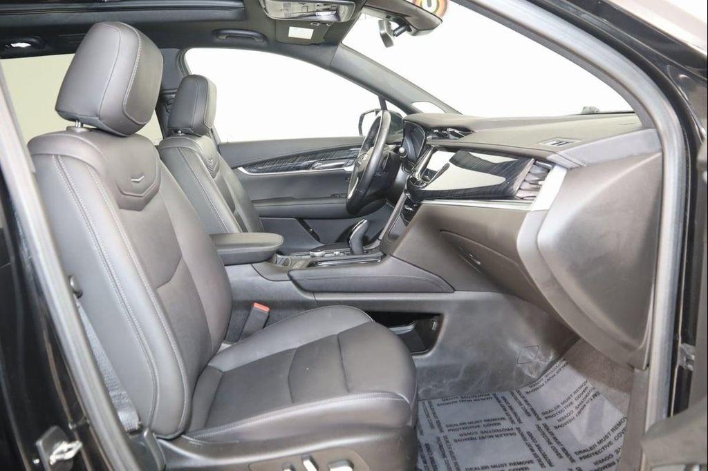 used 2023 Cadillac XT6 car, priced at $38,990