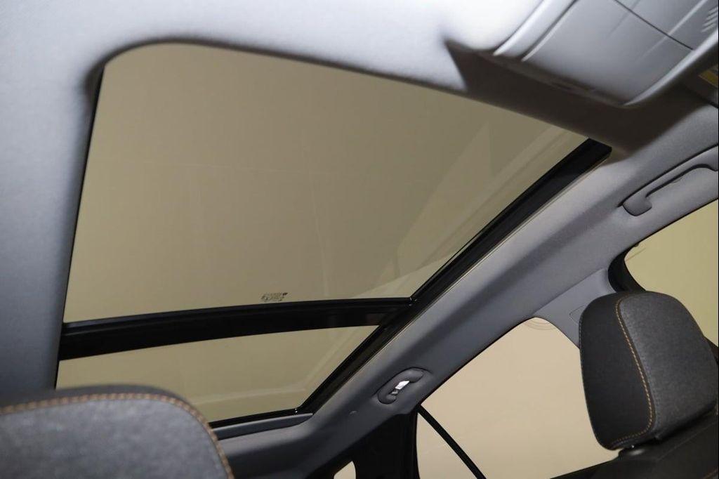 used 2022 Chevrolet Equinox car, priced at $21,990