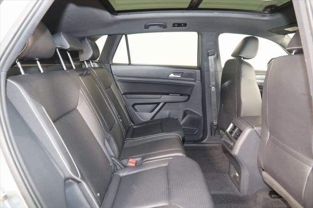 used 2020 Volkswagen Atlas Cross Sport car, priced at $28,000