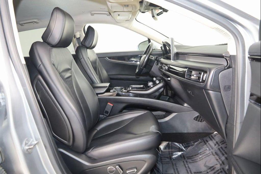 used 2021 Lincoln Nautilus car, priced at $27,990
